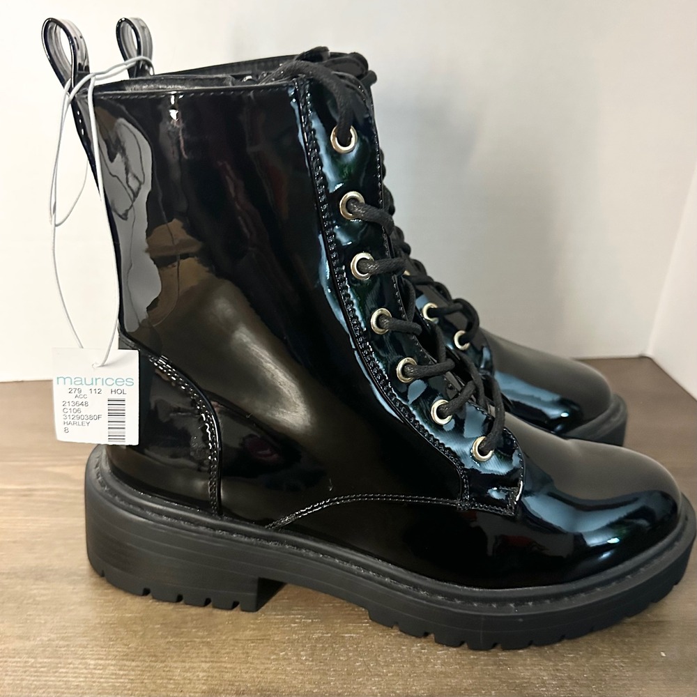 Maurices Womens Black Patent Lace‎ Up Combat Boots Side Zip Lug Sole Size 8 BNWT